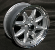 Vanne Mazda MX5 NA 1,6 jako: 4x100 koko: 7x15, ET: 35, KR: 54,1, Maxlite Minilite