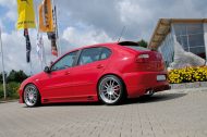 Sivuhelmat Seat Leon (1M) / Toledo (1M) sedan, Rieger