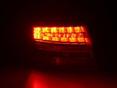 Led takavalo vasen Audi A4 Avant (8K) vm.08-11, punainen/kirkas, FK-Automotive