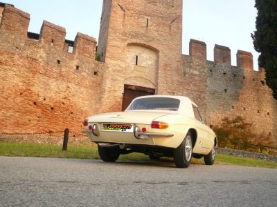 Keskivaimennin Alfa Romeo Duetto / Spider 1° serie - 1.3 Junior (89CV) 'Osso di Seppia' 1968-1969, Ragazzon