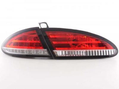 Led takavalot Seat Leon 1P vm.05-09, punainen/kirkas, FK-Automotive