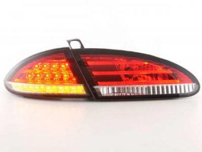 Led takavalot Seat Leon 1P vm.05-09, punainen/kirkas, FK-Automotive