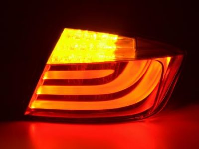 Led takavalo oikea BMW 5-srj F10 Sedan vm.10-13, punainen, FK-Automotive