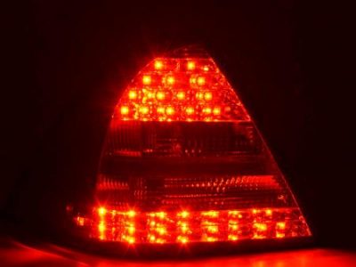 Led takavalot Mercedes C-srj W203 Sedan vm.05-07, punainen/kirkas, FK-Automotive