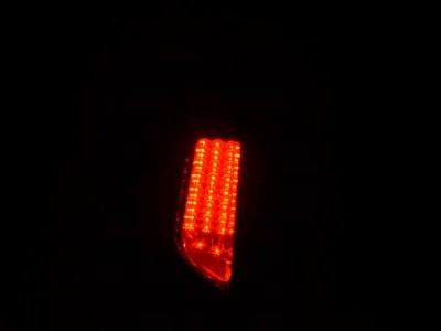 Led takavalot Ford Focus 2 5-ov vm.08-10, puna/musta, FK-Automotive