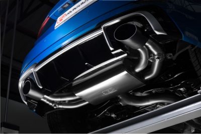 Keskiputki, ruostumaston teräs + takavaimennin musta ovaali ulostulo 152x102 mm Audi RS3 (typ 8V) Sportback 2.5TFSI Quattro (294kW) vm.2017-, Ragazzon