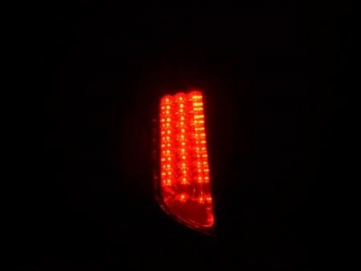 Led takavalot Ford Focus 2 5-ov vm.04-08, puna/musta, FK-Automotive