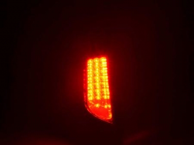 Led takavalot Ford Focus 2 5-ov vm.04-08, puna/musta, FK-Automotive