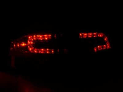 Led takavalot Audi A4 Sedan 8E vm.04-07, punainen/kirkas, FK-Automotive