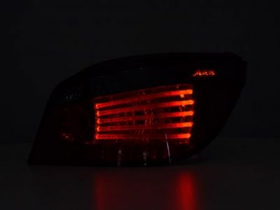 Led takavalot BMW 5-srj E60 Sedan vm.07-09, punainen/savu, FK-Automotive