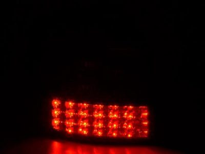 Led takavalot Audi A4 Avant 8E vm.01-04, musta/puna, FK-Automotive